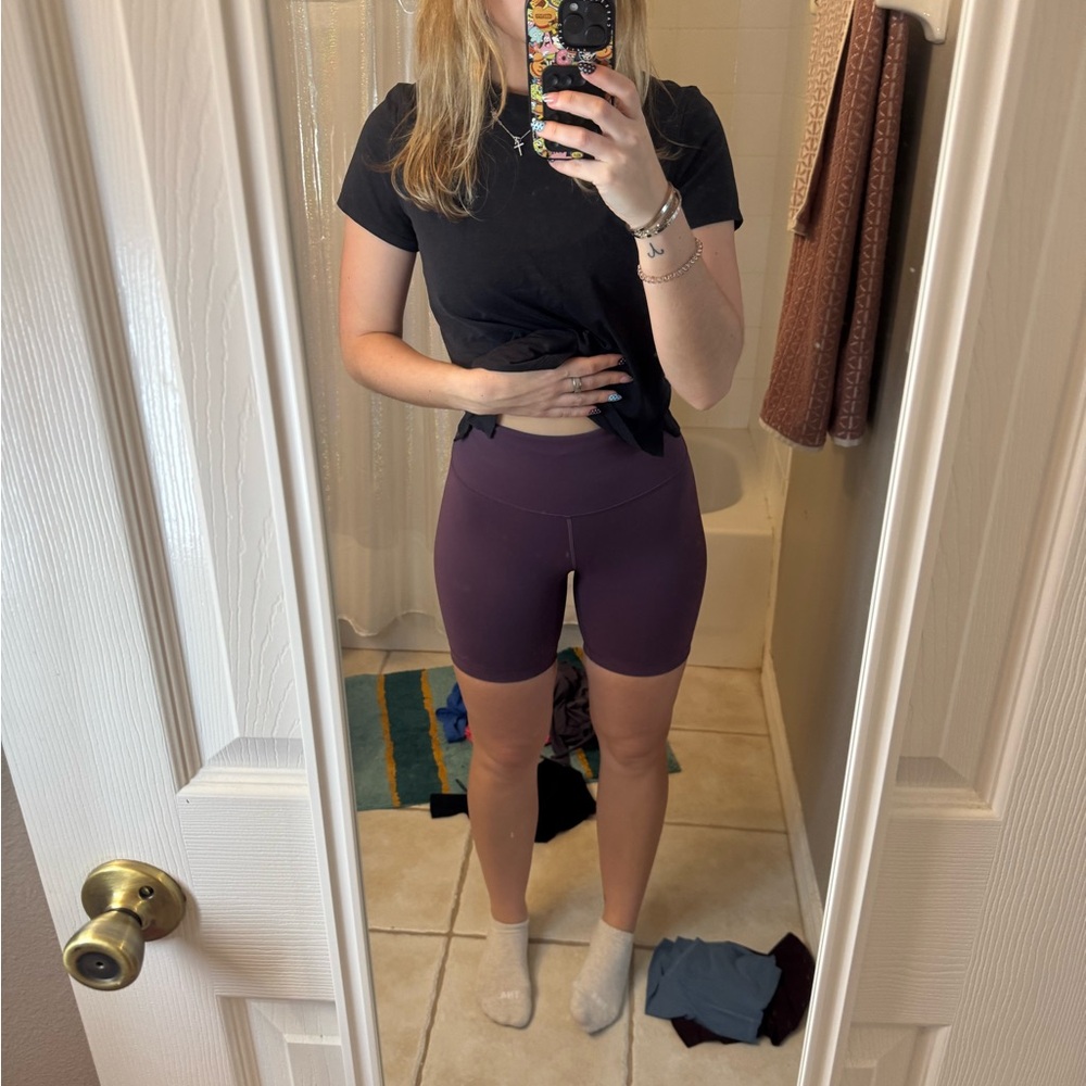 Lululemon Wunder Train Short 6”